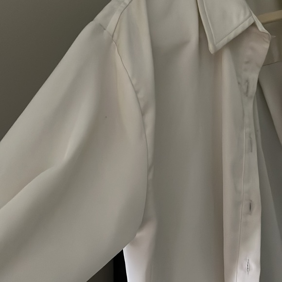 A New Day | Beautiful White Silky button up blouse with voluminous sleeves - Picture 5 of 5